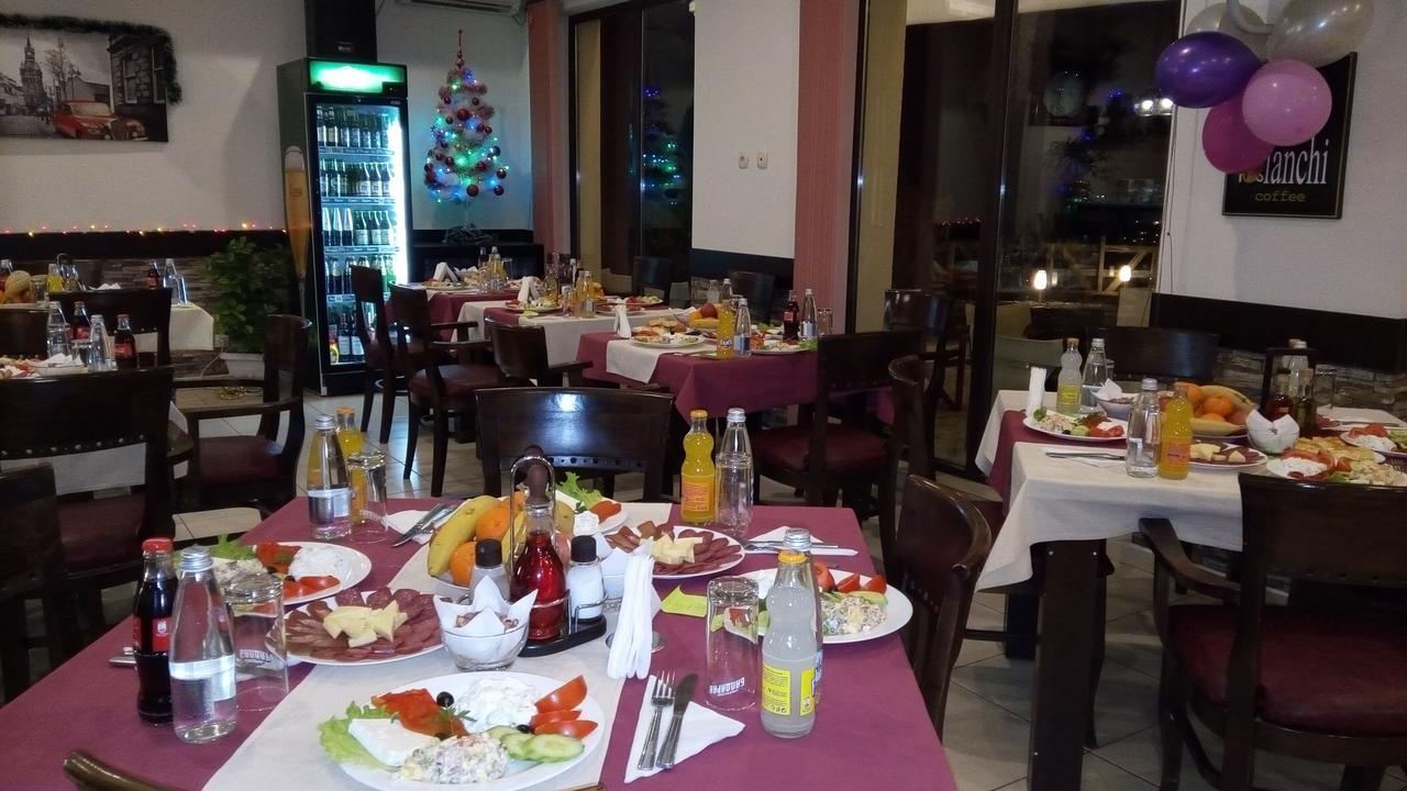 Hotel Enchevi Kirkovo  Quarto foto
